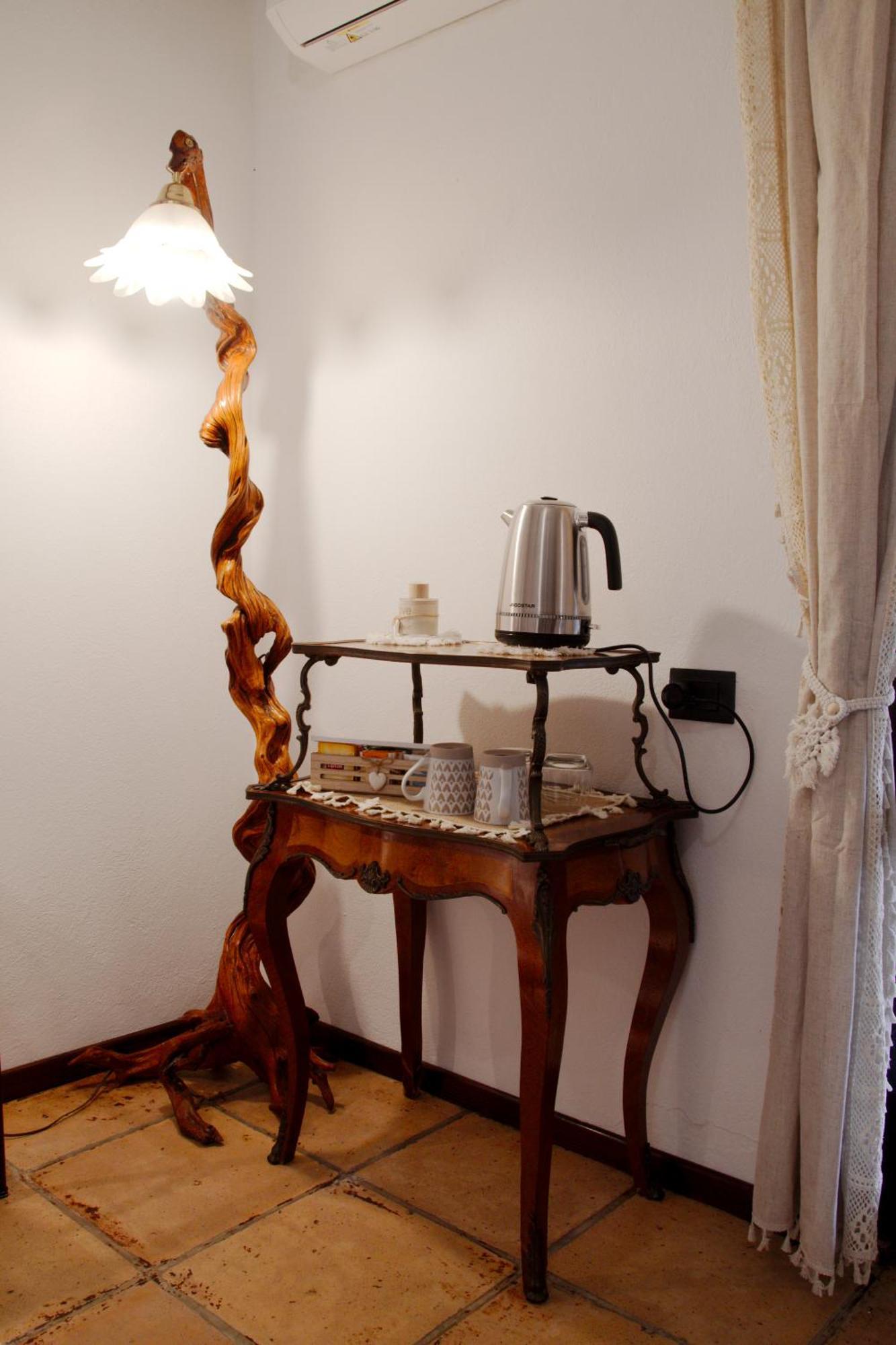 Domuseo Bed & Breakfast Quartucciu Exterior foto